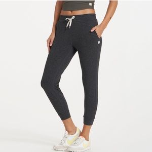 NWT Vuori Charcoal Heather Gray Performance Jogger Pants S/Small